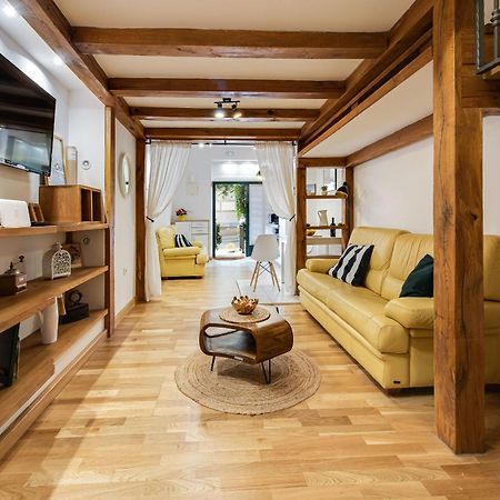La Guardia Apartment With Free Private Parking Rijeka Luaran gambar