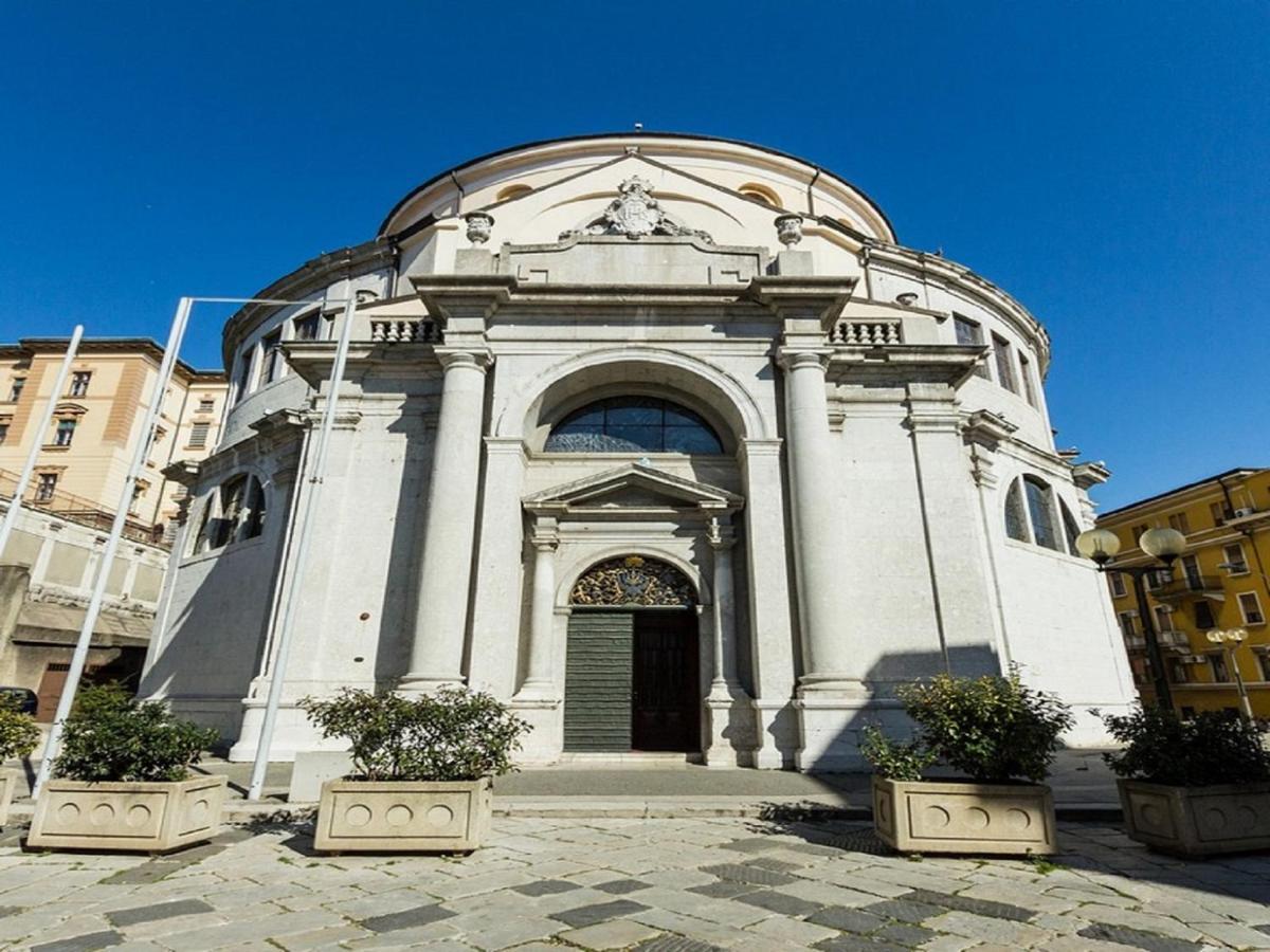 La Guardia Apartment With Free Private Parking Rijeka Luaran gambar