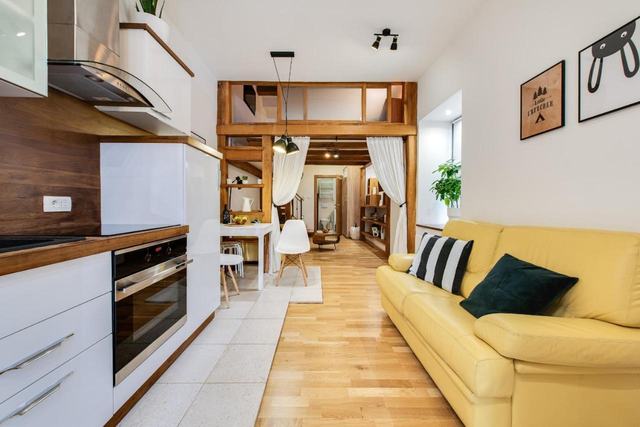La Guardia Apartment With Free Private Parking Rijeka Luaran gambar